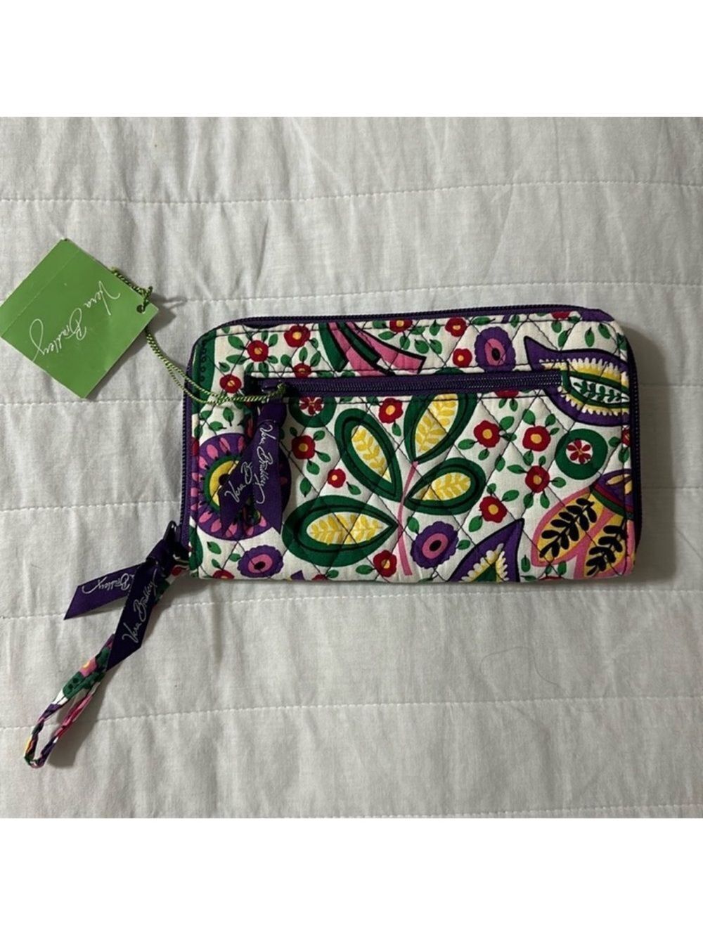 Vera Bradley Viva La Vera White Purple Green Quilted Cotton Wristlet Wallet